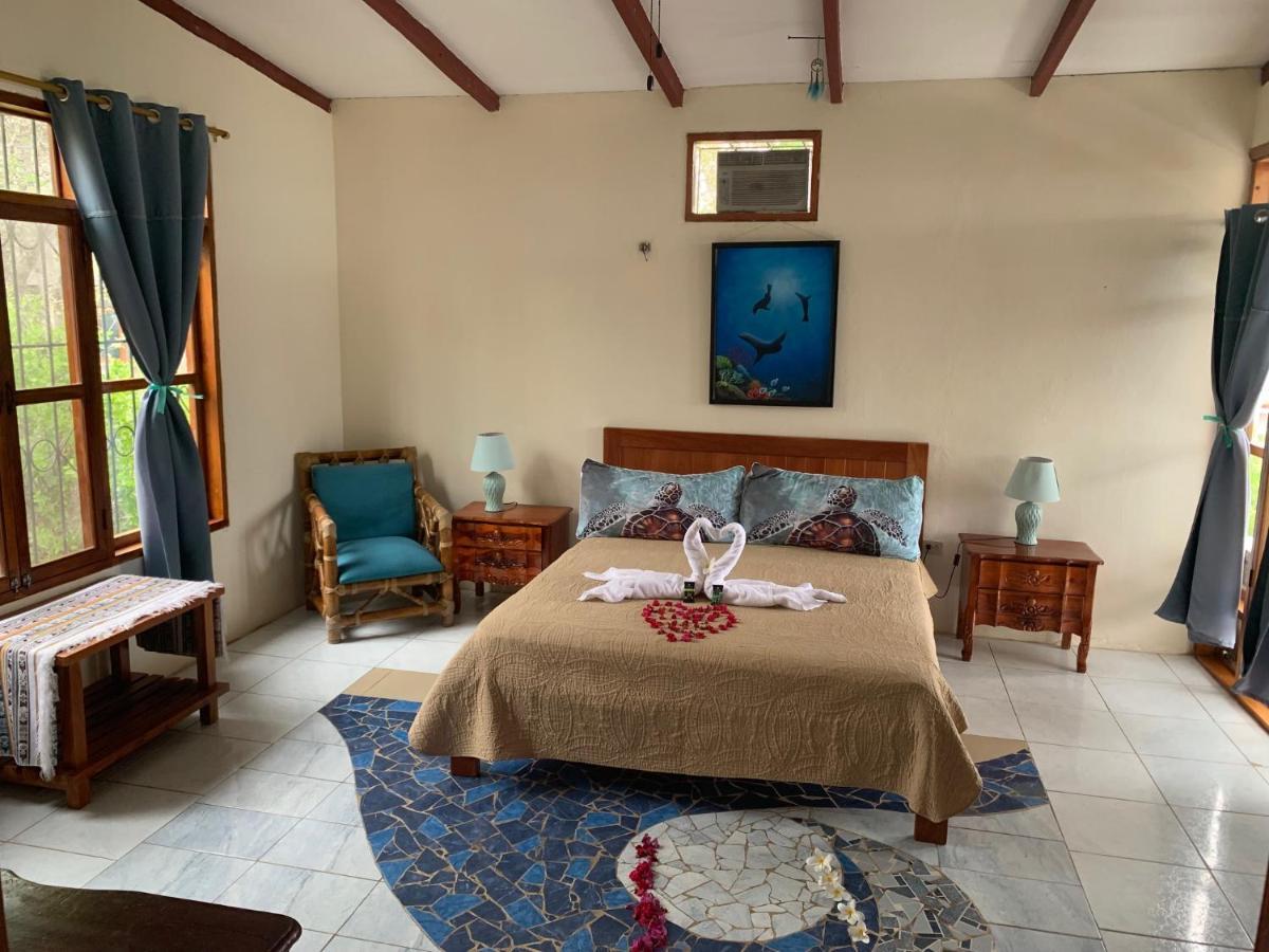 Casa Verde Vacation Garden Home San Cristóbal エクステリア 写真